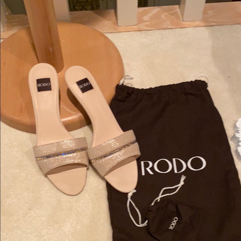 Rodo new shoes